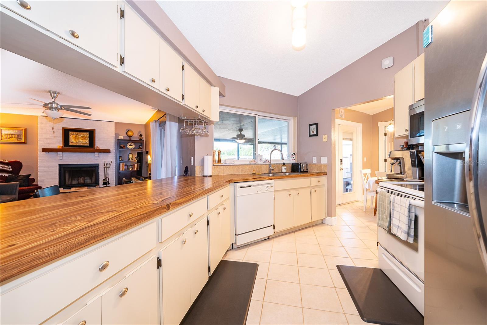 4008 BARNSLEY DR, ORLANDO, FL, 32812