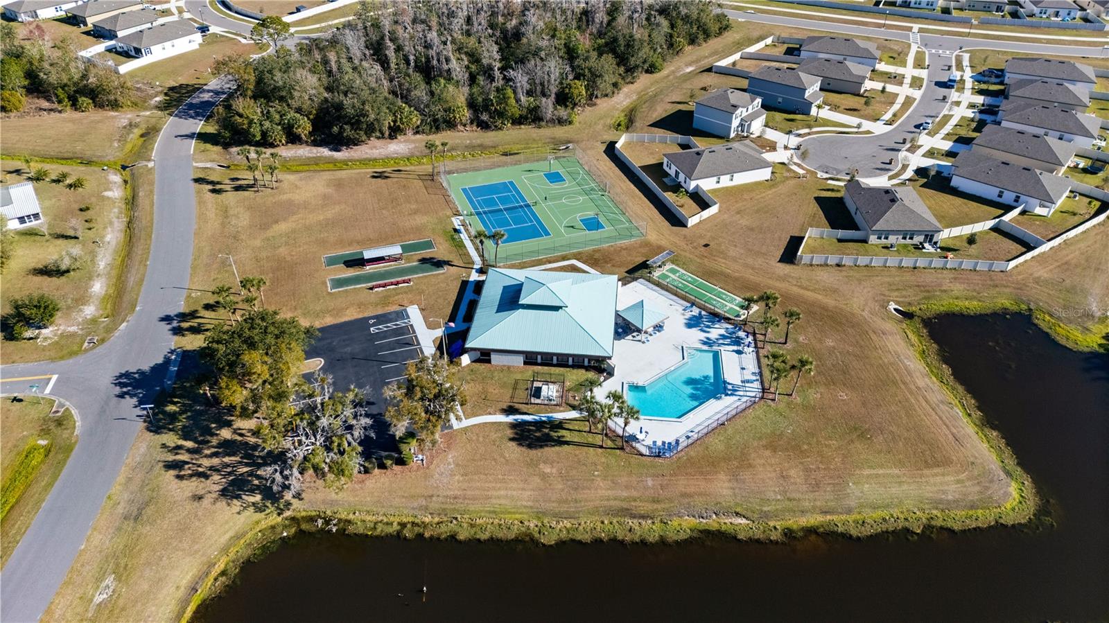 216 ELLSWORTH DR, KISSIMMEE, FL, 34758