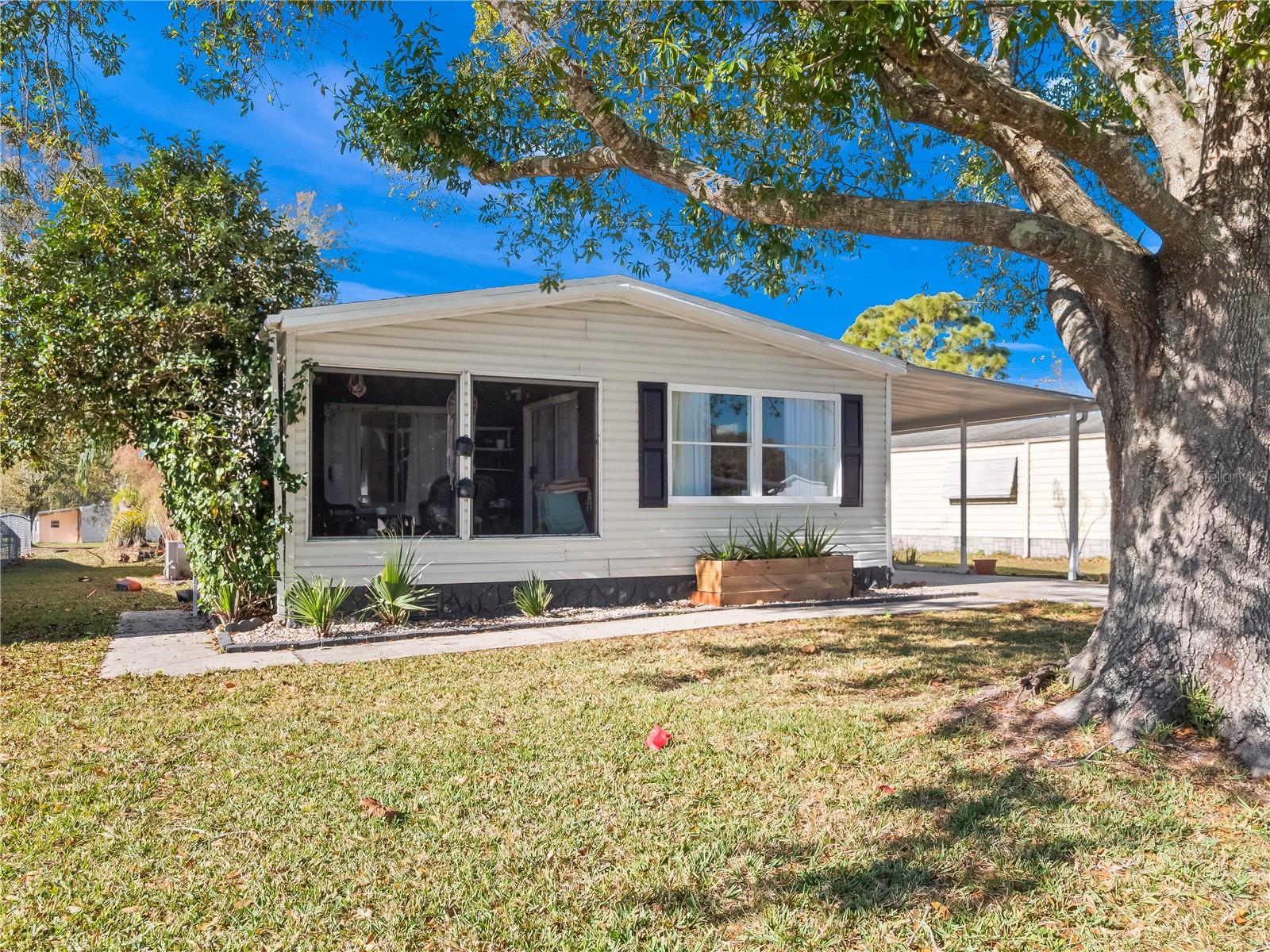 216 ELLSWORTH DR, KISSIMMEE, FL, 34758