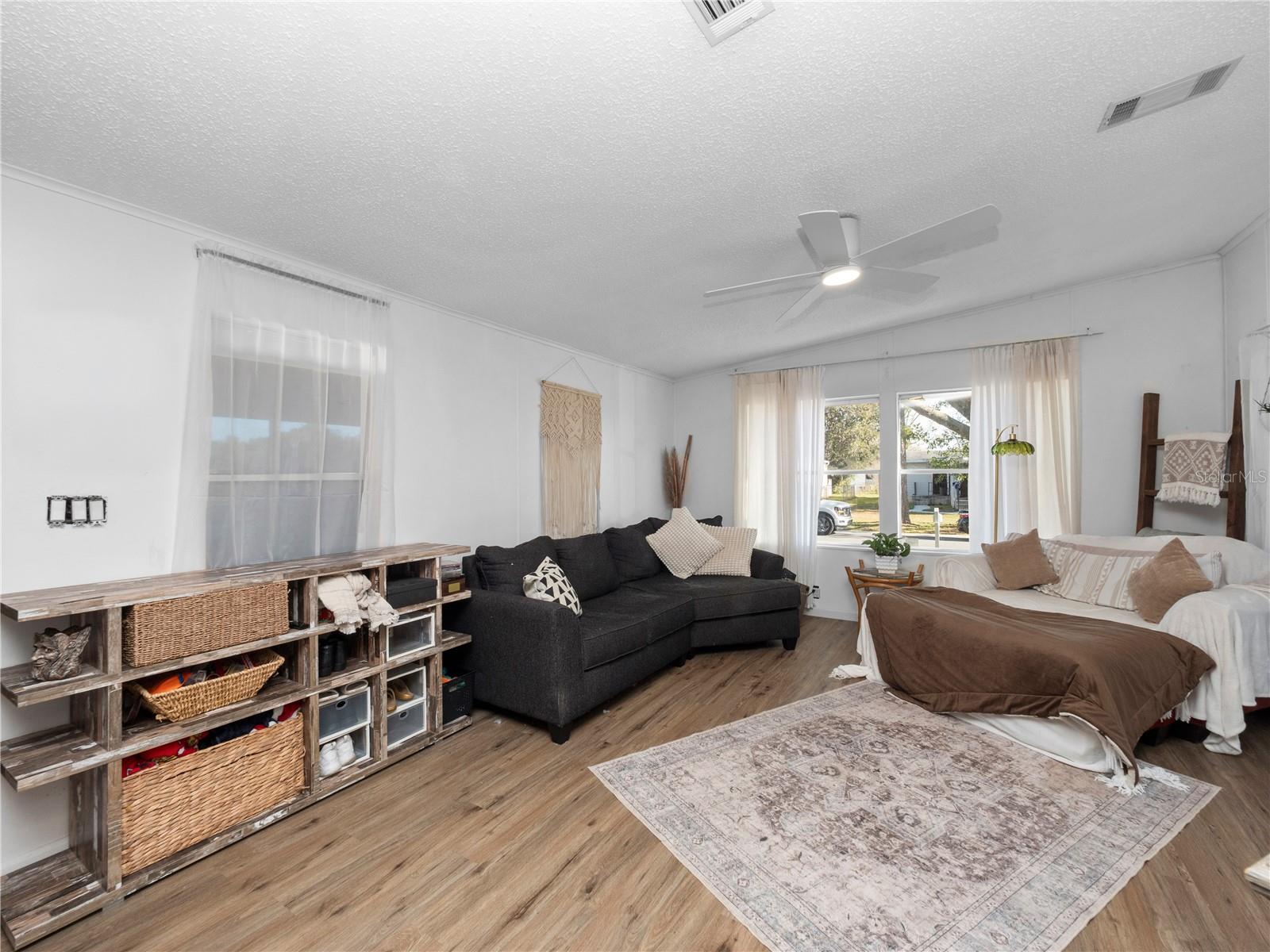 216 ELLSWORTH DR, KISSIMMEE, FL, 34758