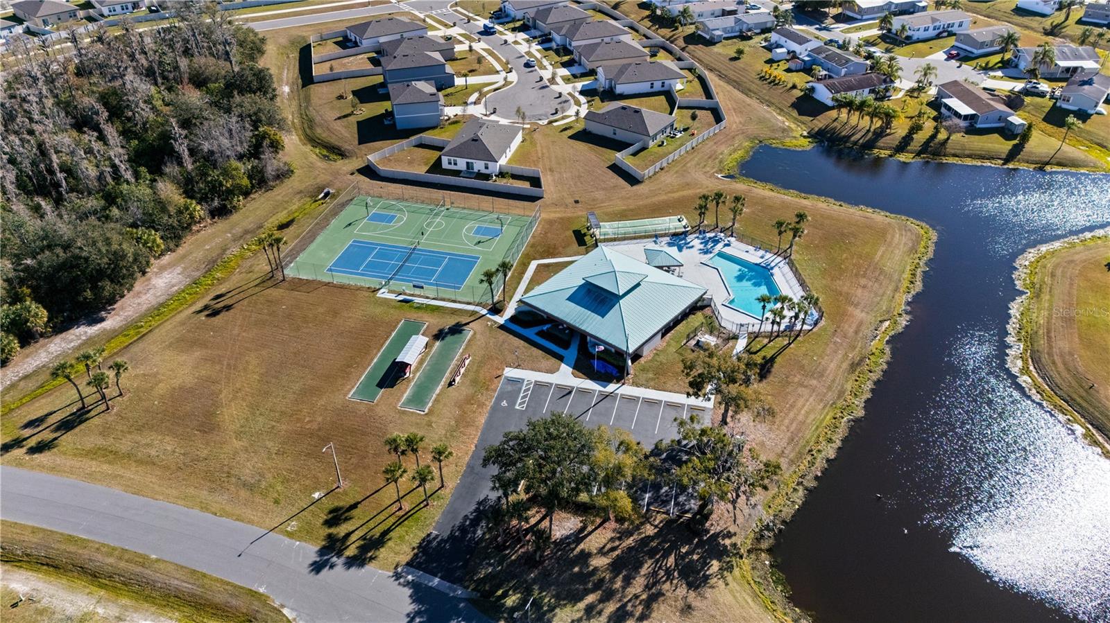 216 ELLSWORTH DR, KISSIMMEE, FL, 34758