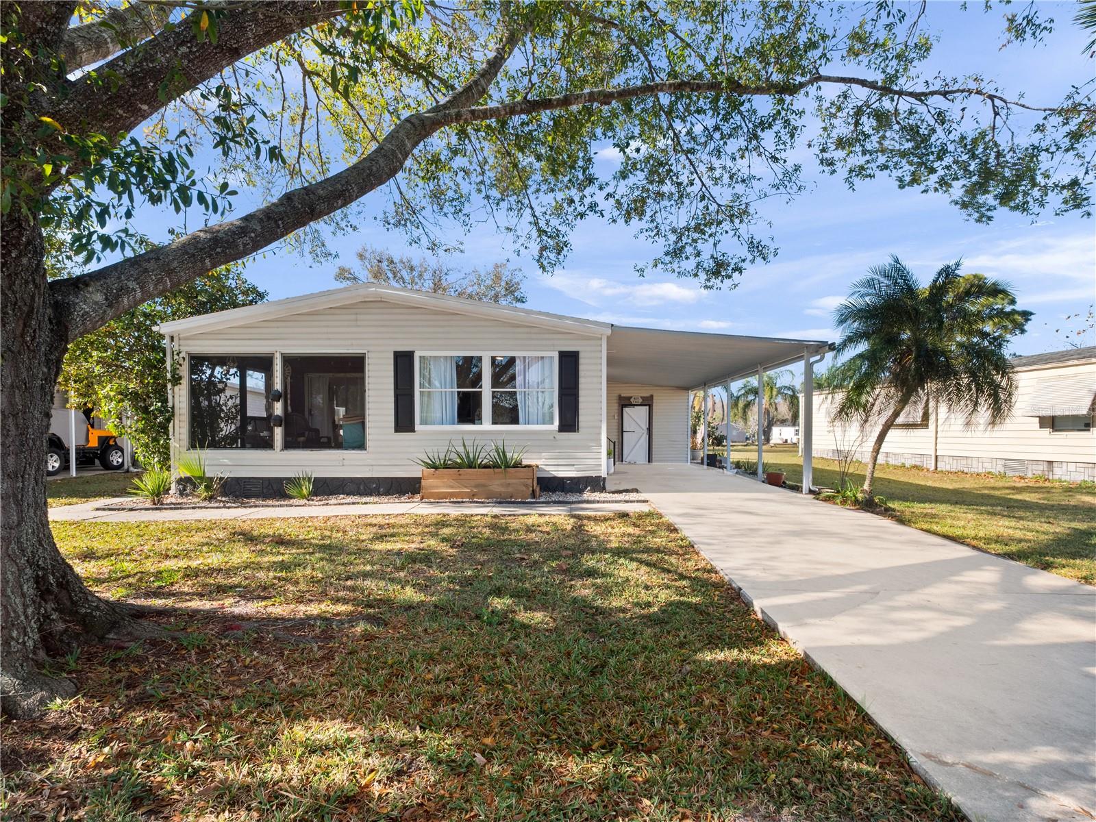 216 ELLSWORTH DR, KISSIMMEE, FL, 34758