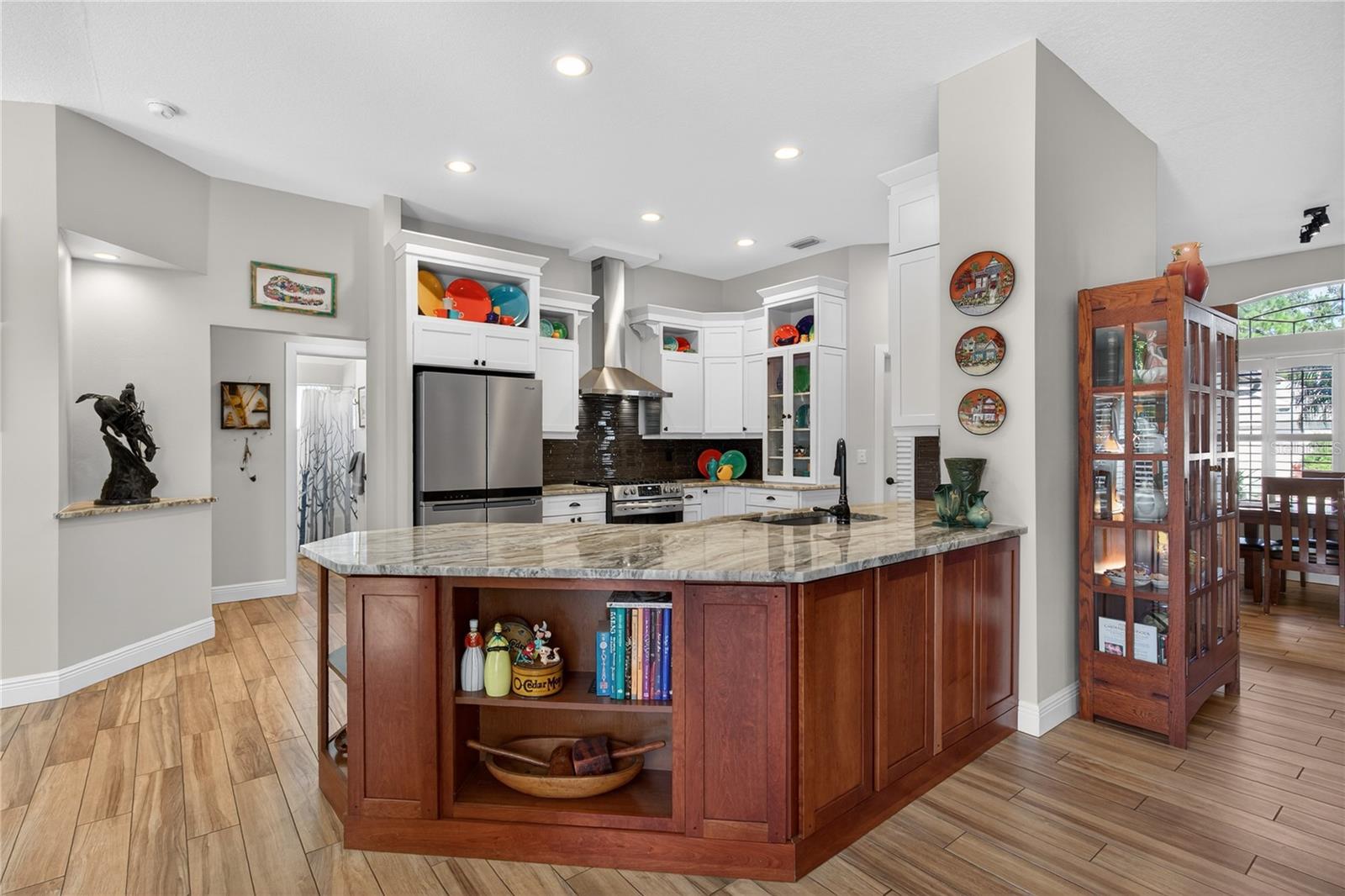 8052 WATERBURY WAY, MOUNT DORA, FL, 32757