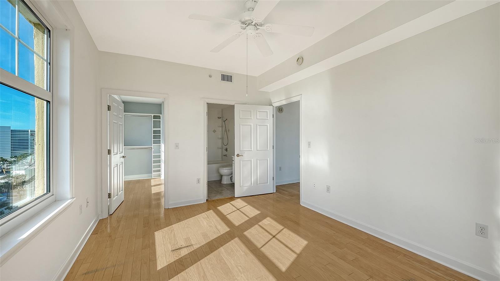 750 N TAMIAMI TRL #1018, SARASOTA, FL, 34236