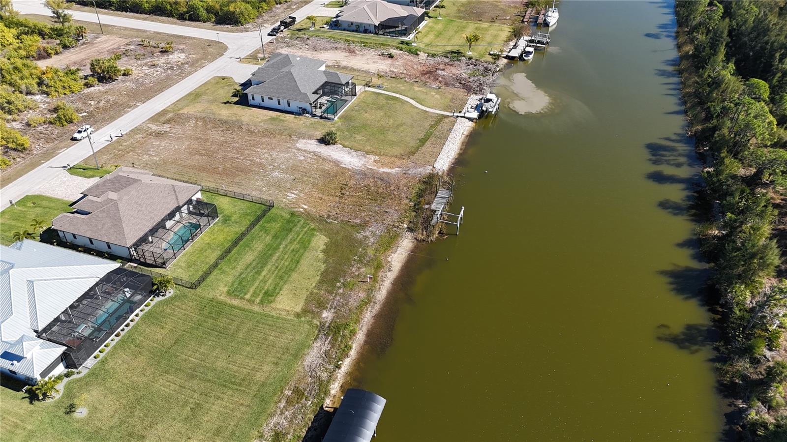 16652 LIGGETT CIR, PORT CHARLOTTE, FL, 33981