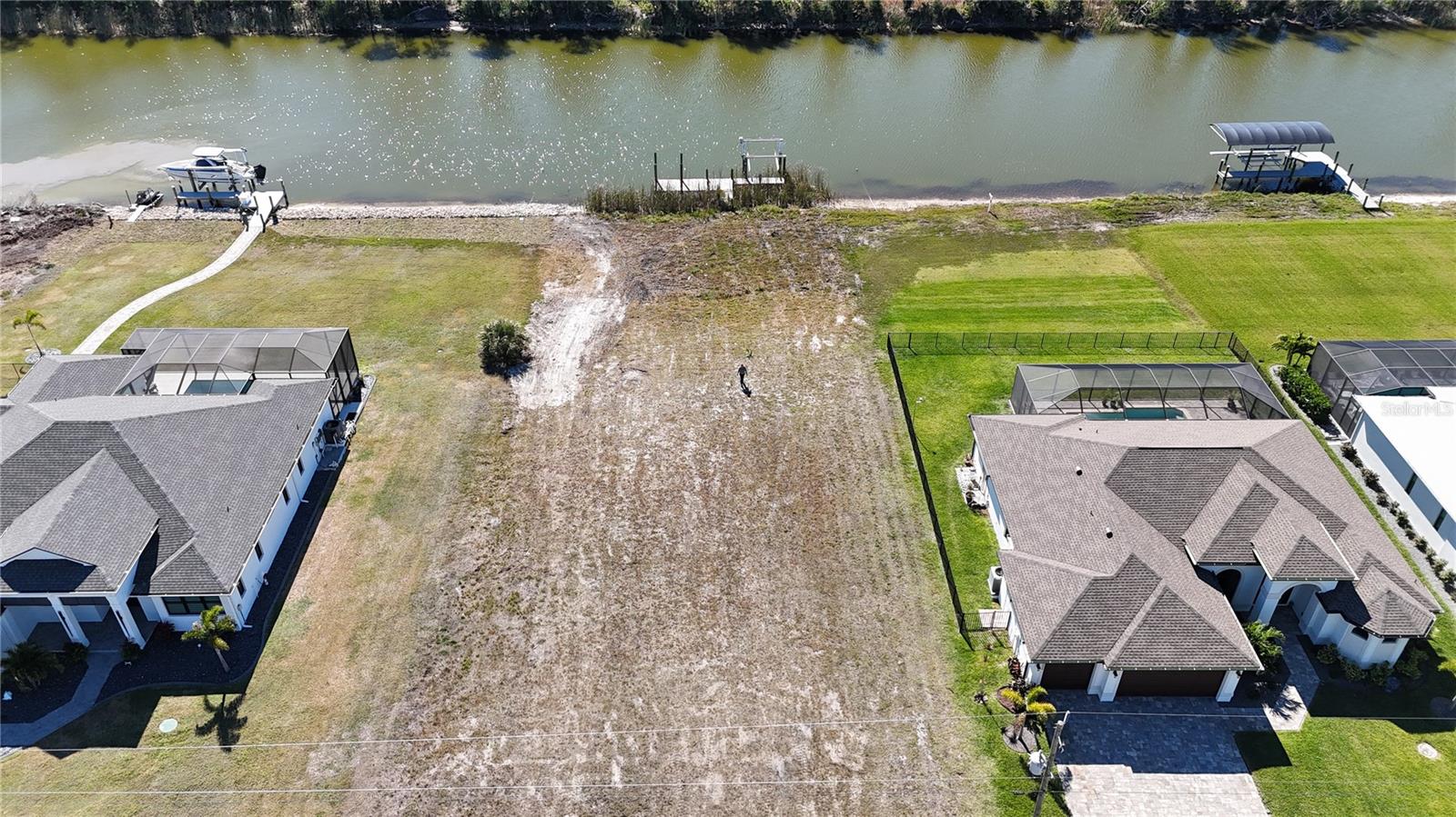 16652 LIGGETT CIR, PORT CHARLOTTE, FL, 33981