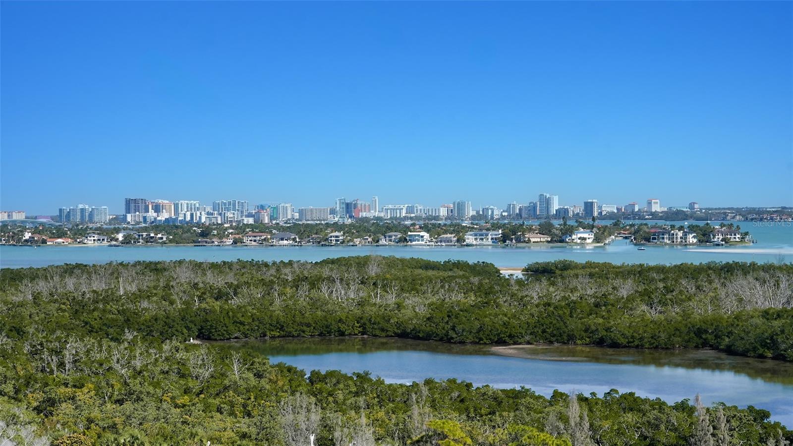 1750 BENJAMIN FRANKLIN DR #F, SARASOTA, FL, 34236