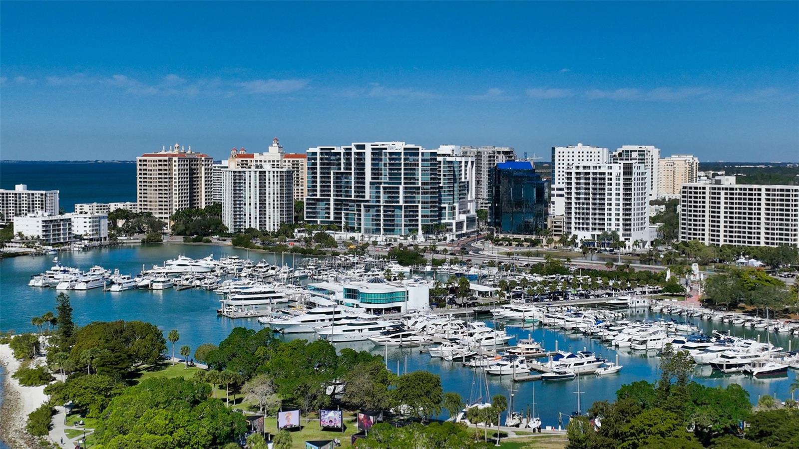 1750 BENJAMIN FRANKLIN DR #F, SARASOTA, FL, 34236