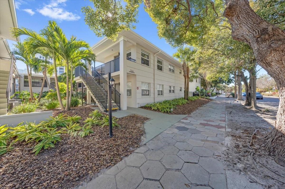 224 6TH AVE N #5, ST PETERSBURG, FL, 33701