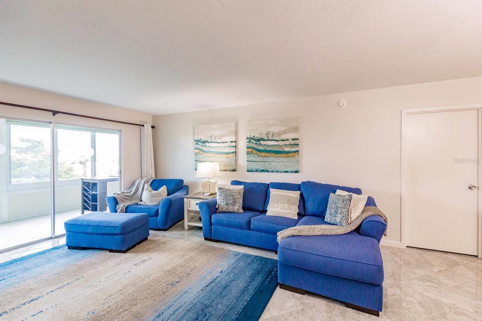 1200 E PEPPERTREE LN #206, SARASOTA, FL, 34242