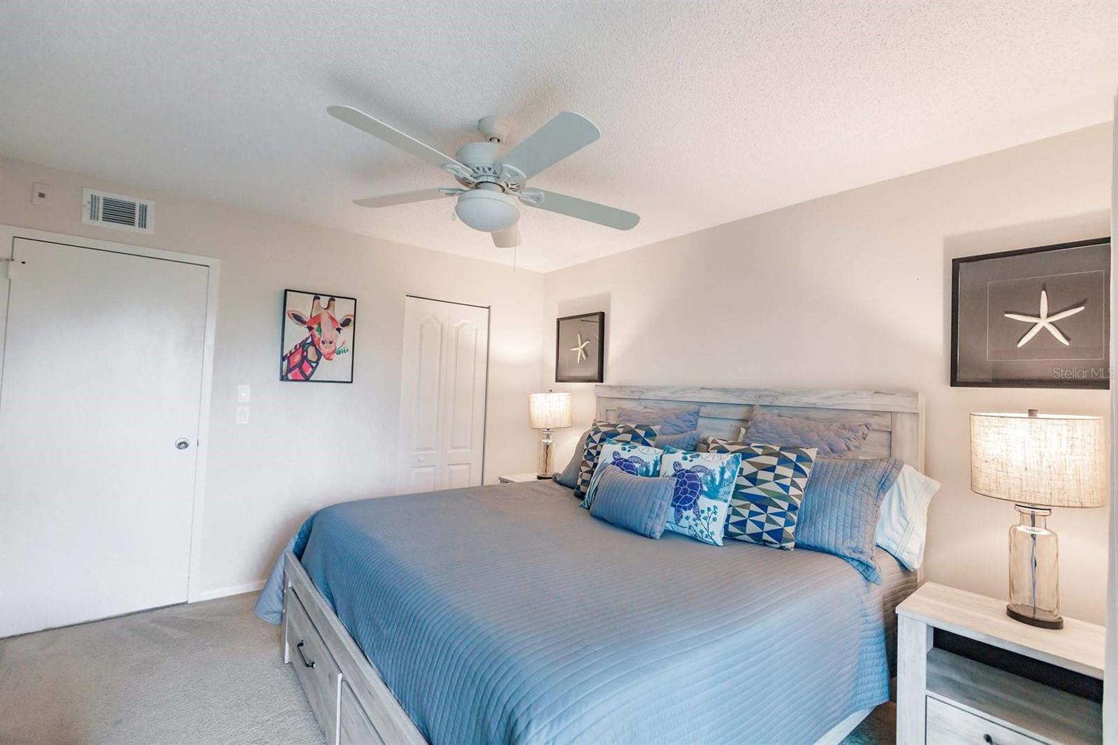 1200 E PEPPERTREE LN #206, SARASOTA, FL, 34242