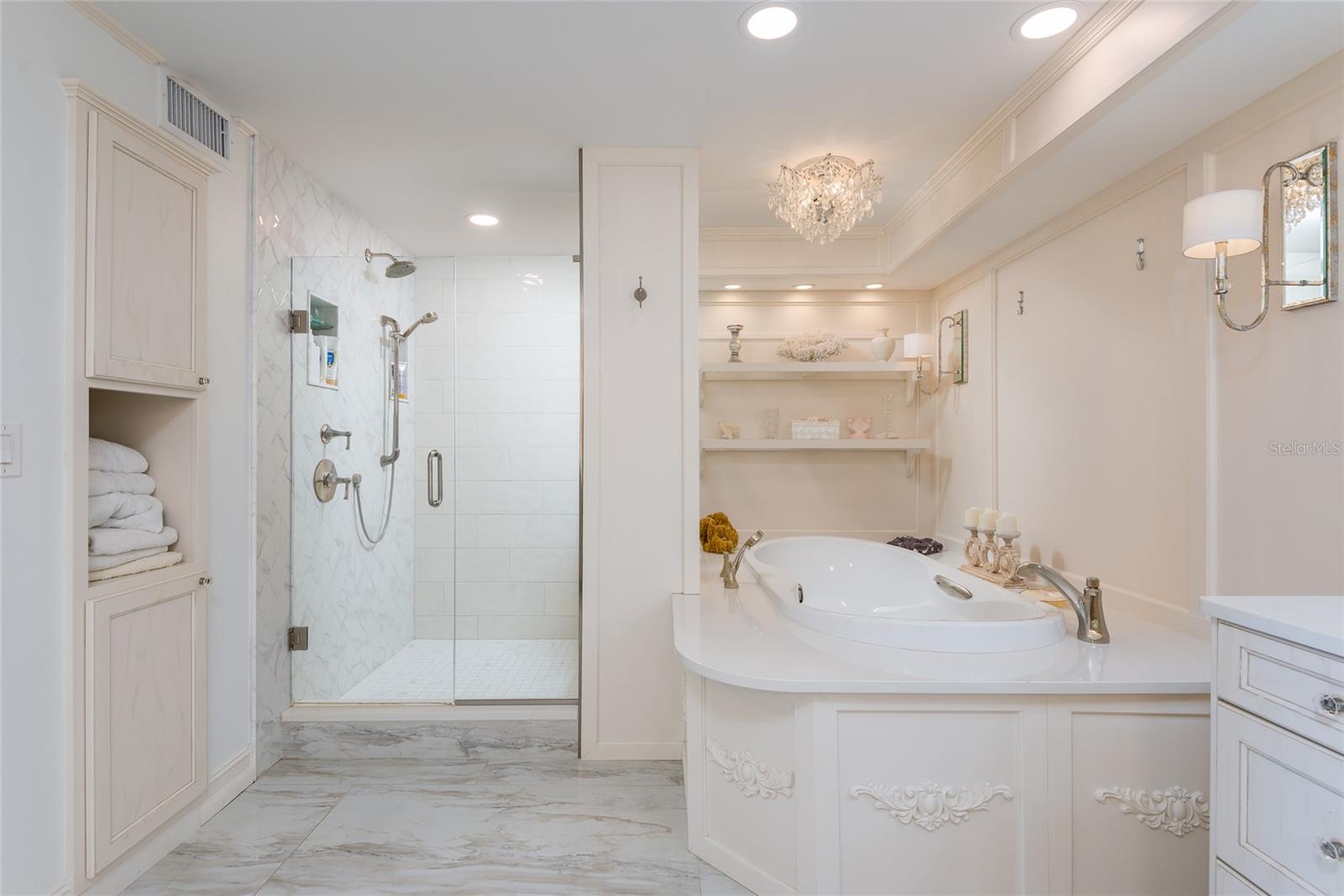 5700 MARINER ST #702, TAMPA, FL, 33609