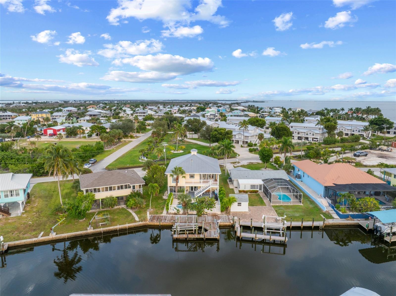 2291 PALM AVE, ST JAMES CITY, FL, 33956