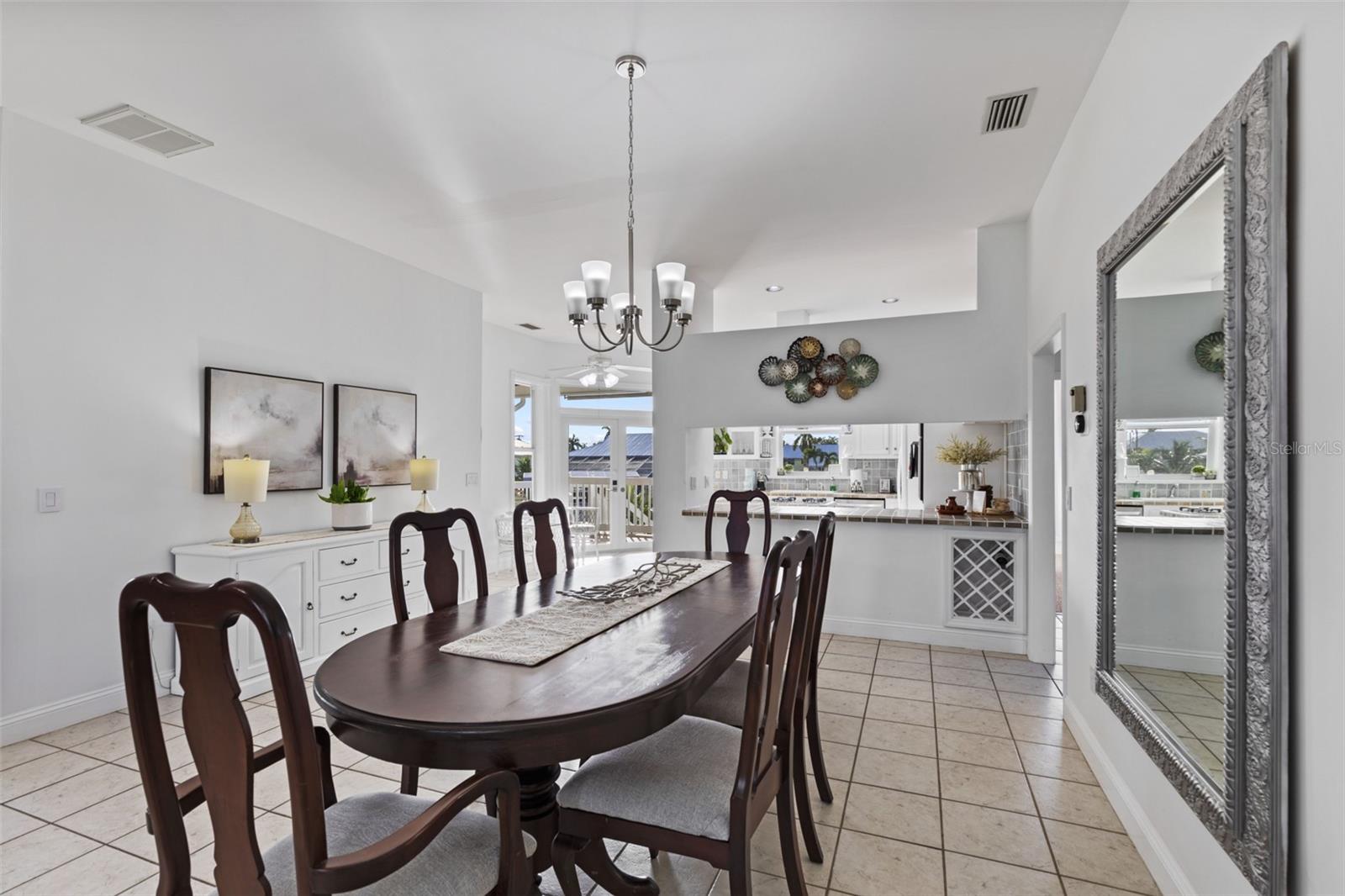 2291 PALM AVE, ST JAMES CITY, FL, 33956