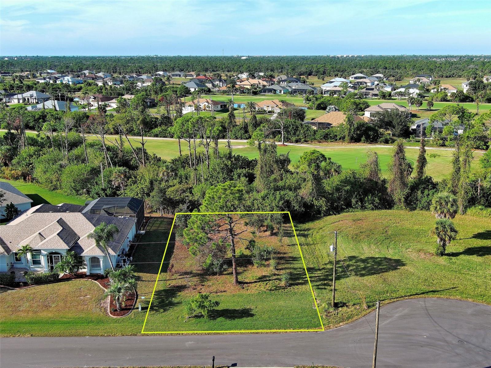 43 TEE VIEW RD, ROTONDA WEST, FL, 33947