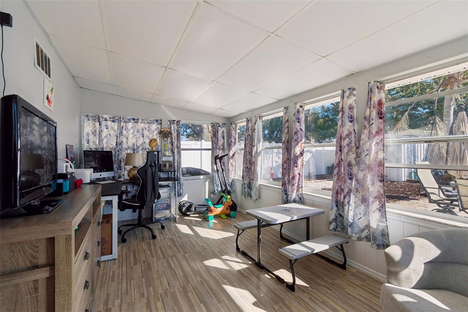 6533 26TH ST N, ST PETERSBURG, FL, 33702