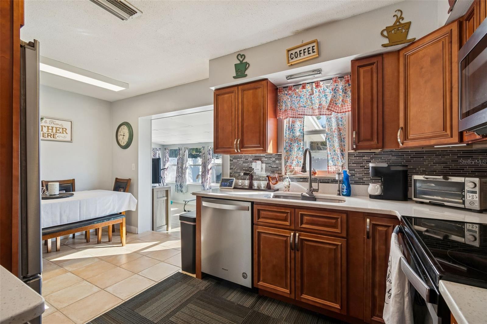 6533 26TH ST N, ST PETERSBURG, FL, 33702