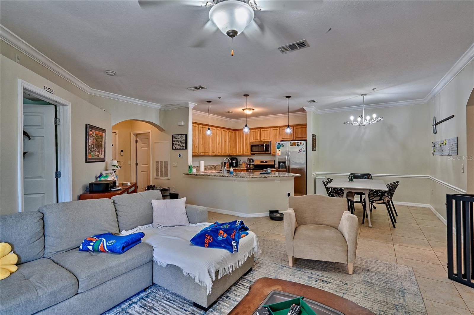 1245 SW 9TH RD #201, GAINESVILLE, FL, 32601