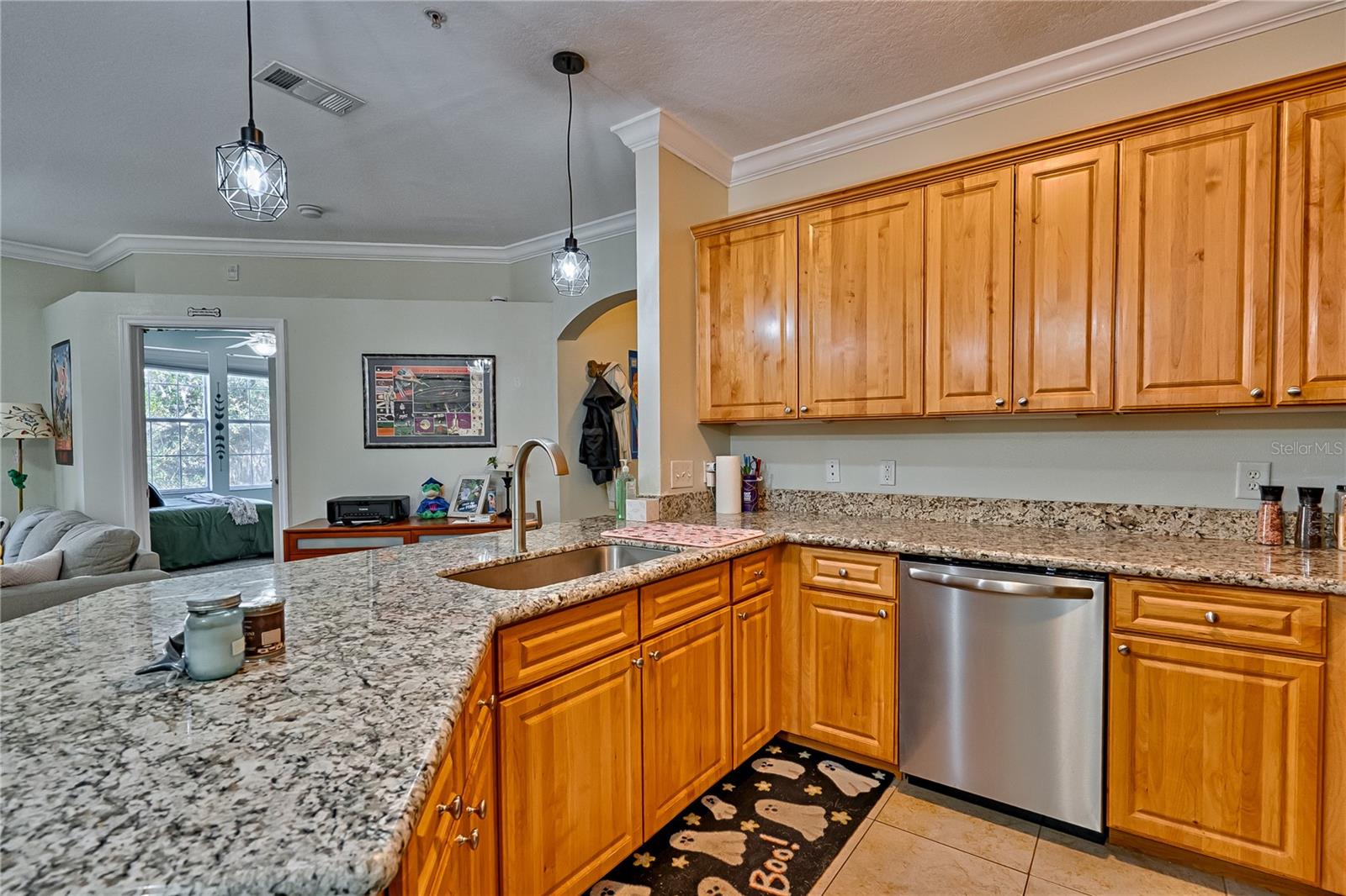 1245 SW 9TH RD #201, GAINESVILLE, FL, 32601