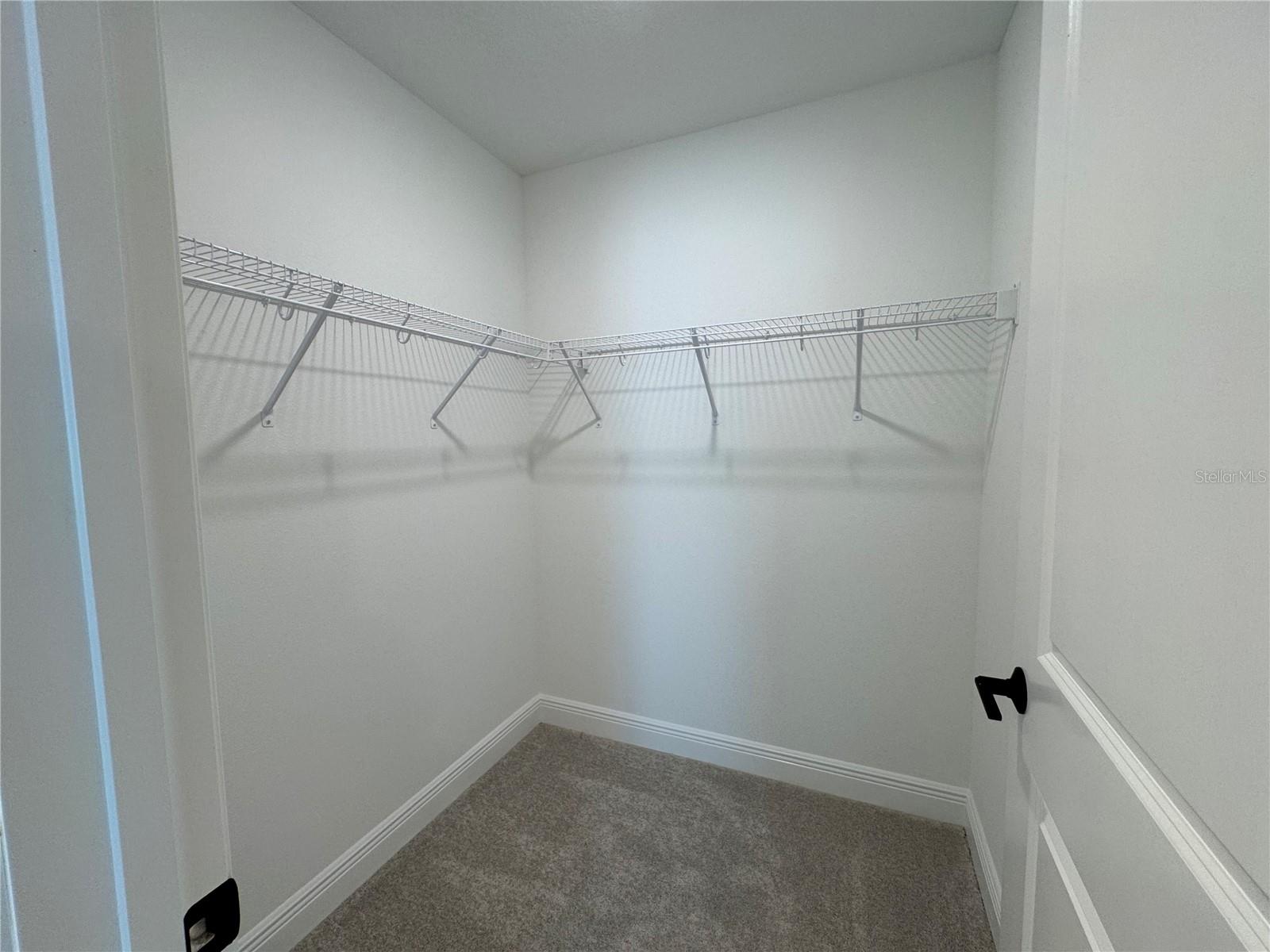 8007 SEAFLOWER PKWY, BRADENTON, FL, 34210