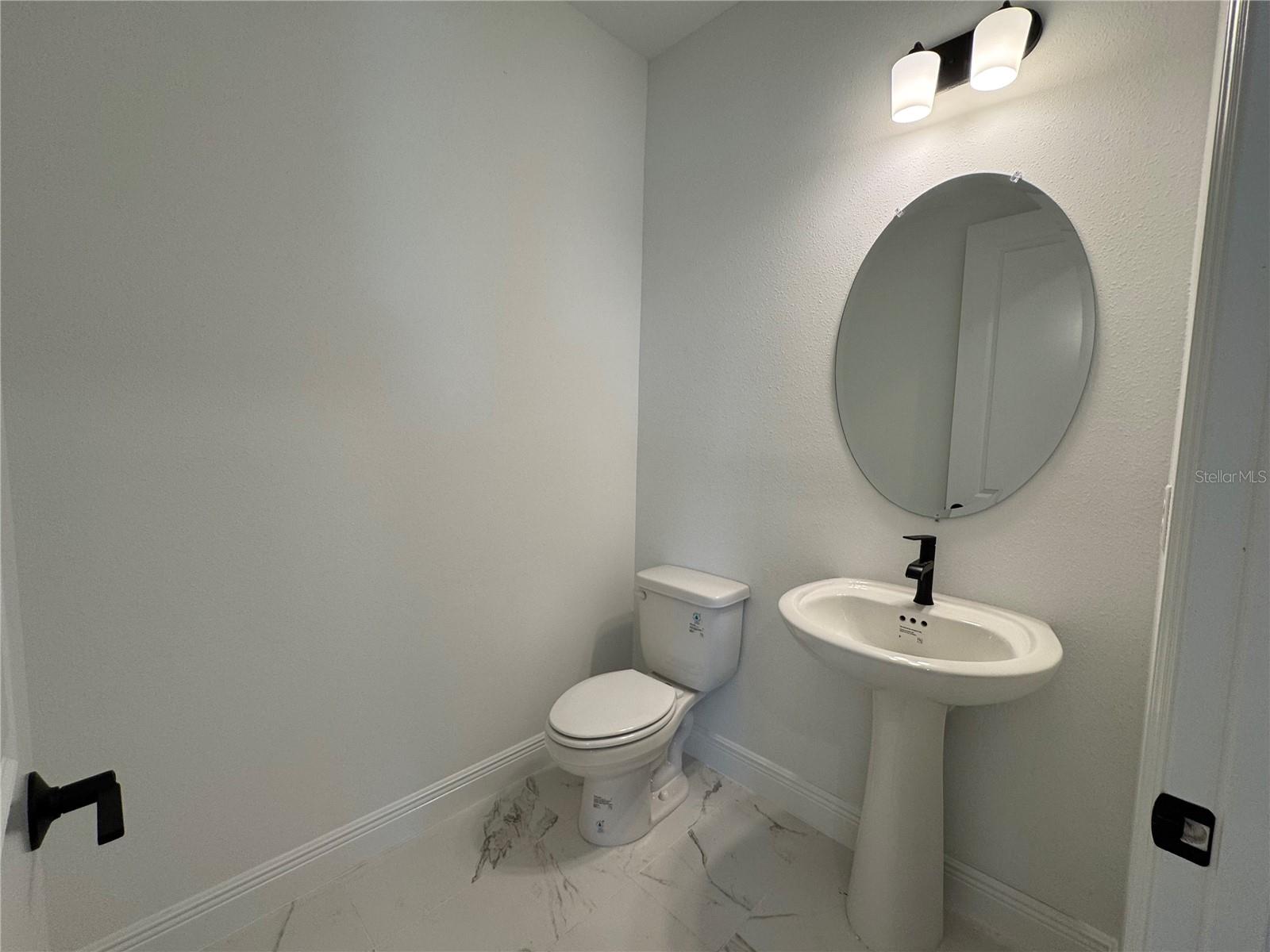 8007 SEAFLOWER PKWY, BRADENTON, FL, 34210