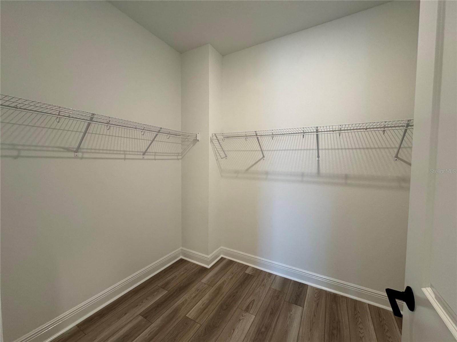 8007 SEAFLOWER PKWY, BRADENTON, FL, 34210