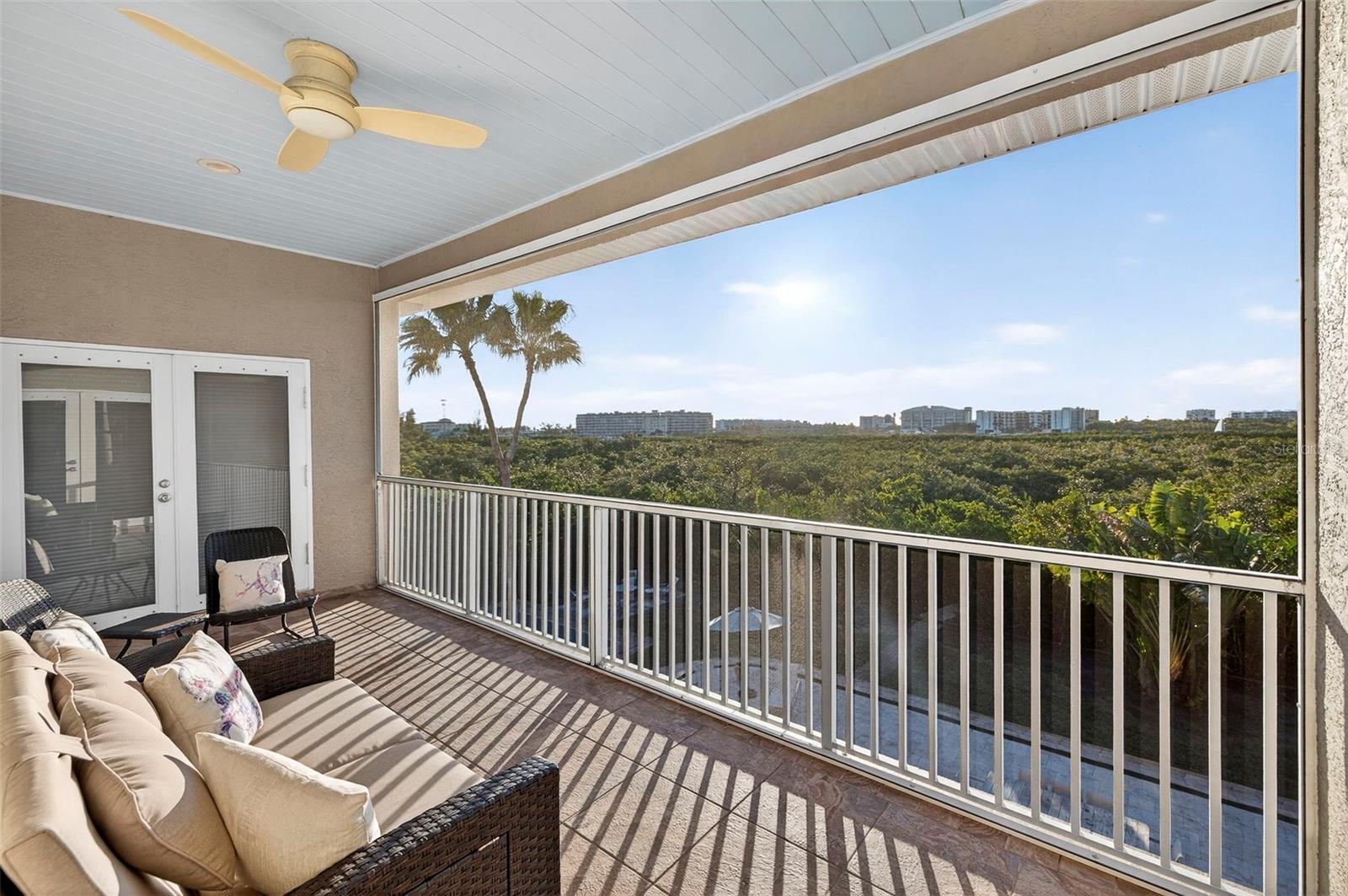 8880 COMMODORE DR, SEMINOLE, FL, 33776