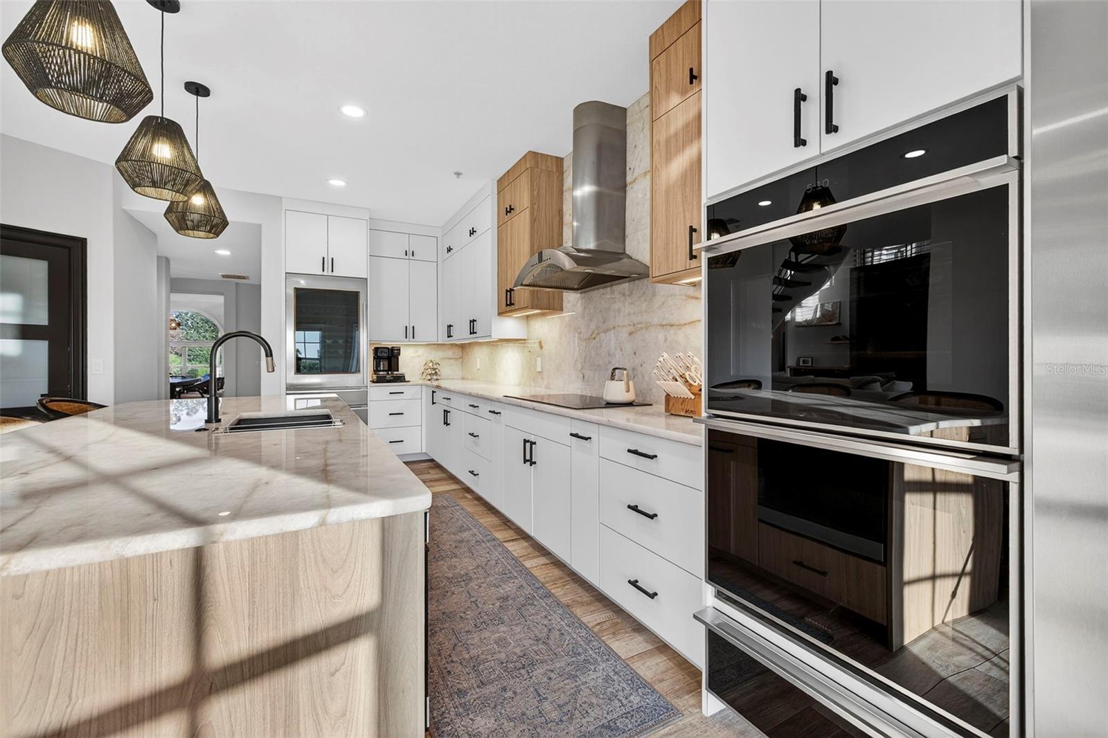 8880 COMMODORE DR, SEMINOLE, FL, 33776