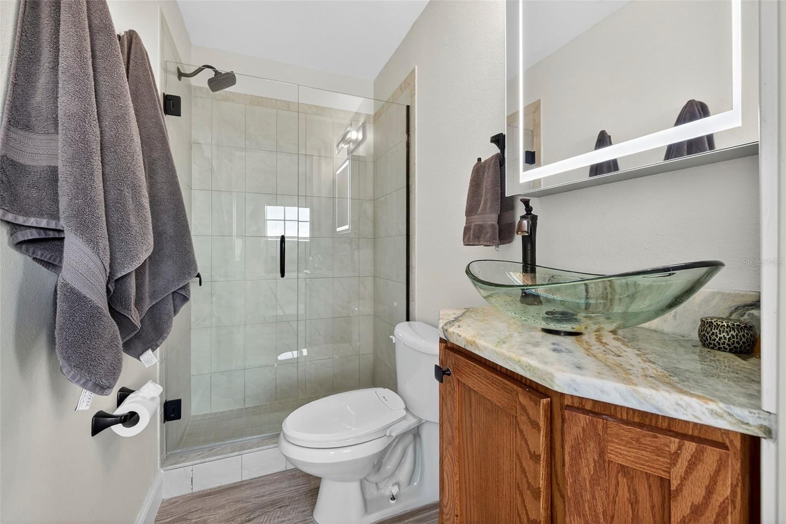 8880 COMMODORE DR, SEMINOLE, FL, 33776