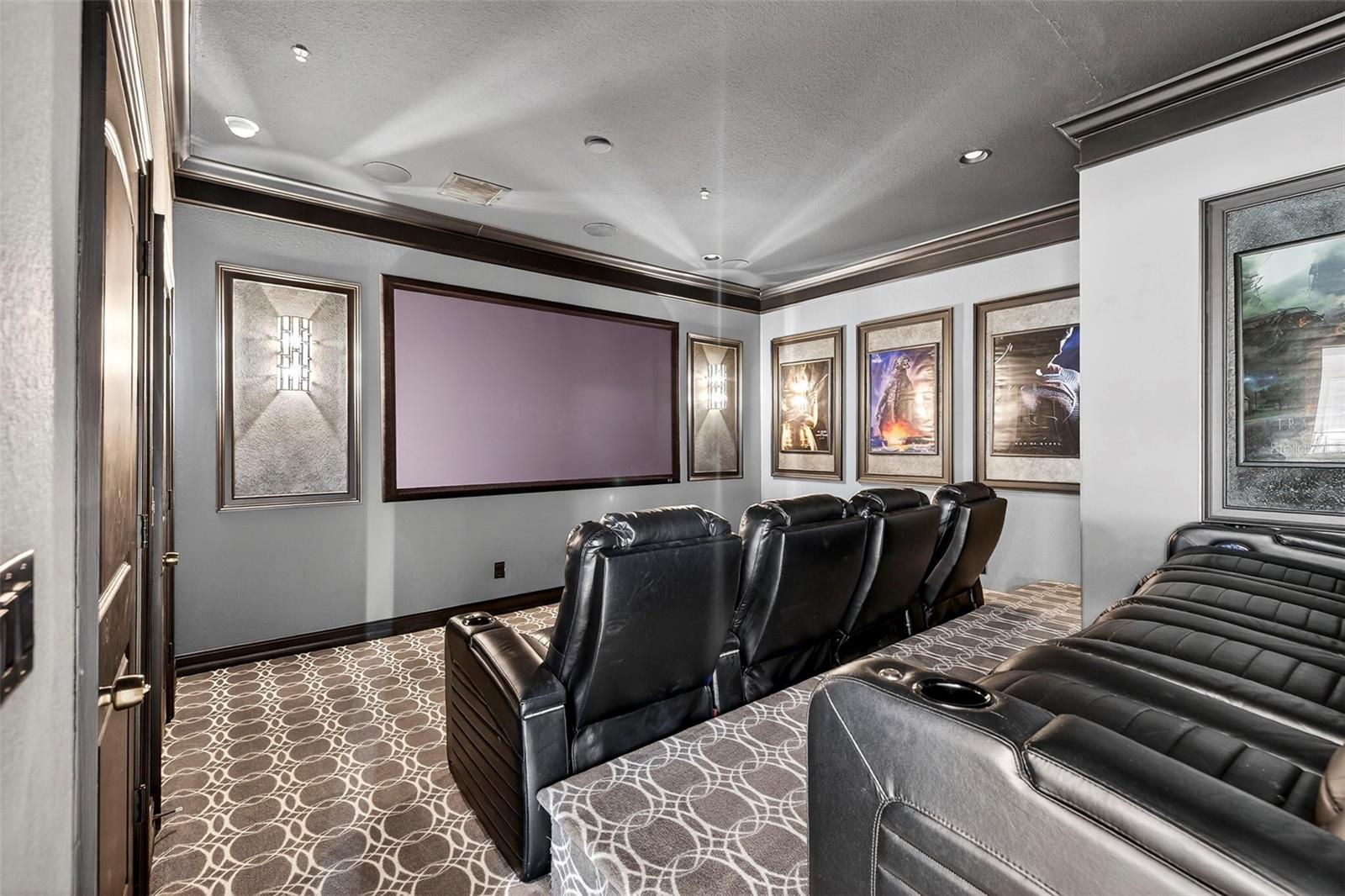 8880 COMMODORE DR, SEMINOLE, FL, 33776