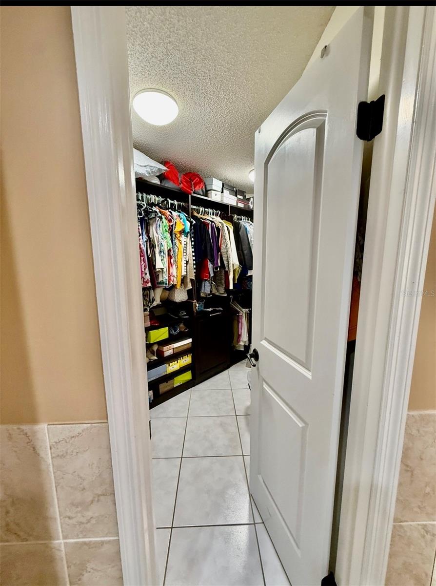 9611 CYPRESS BROOK RD, TAMPA, FL, 33647