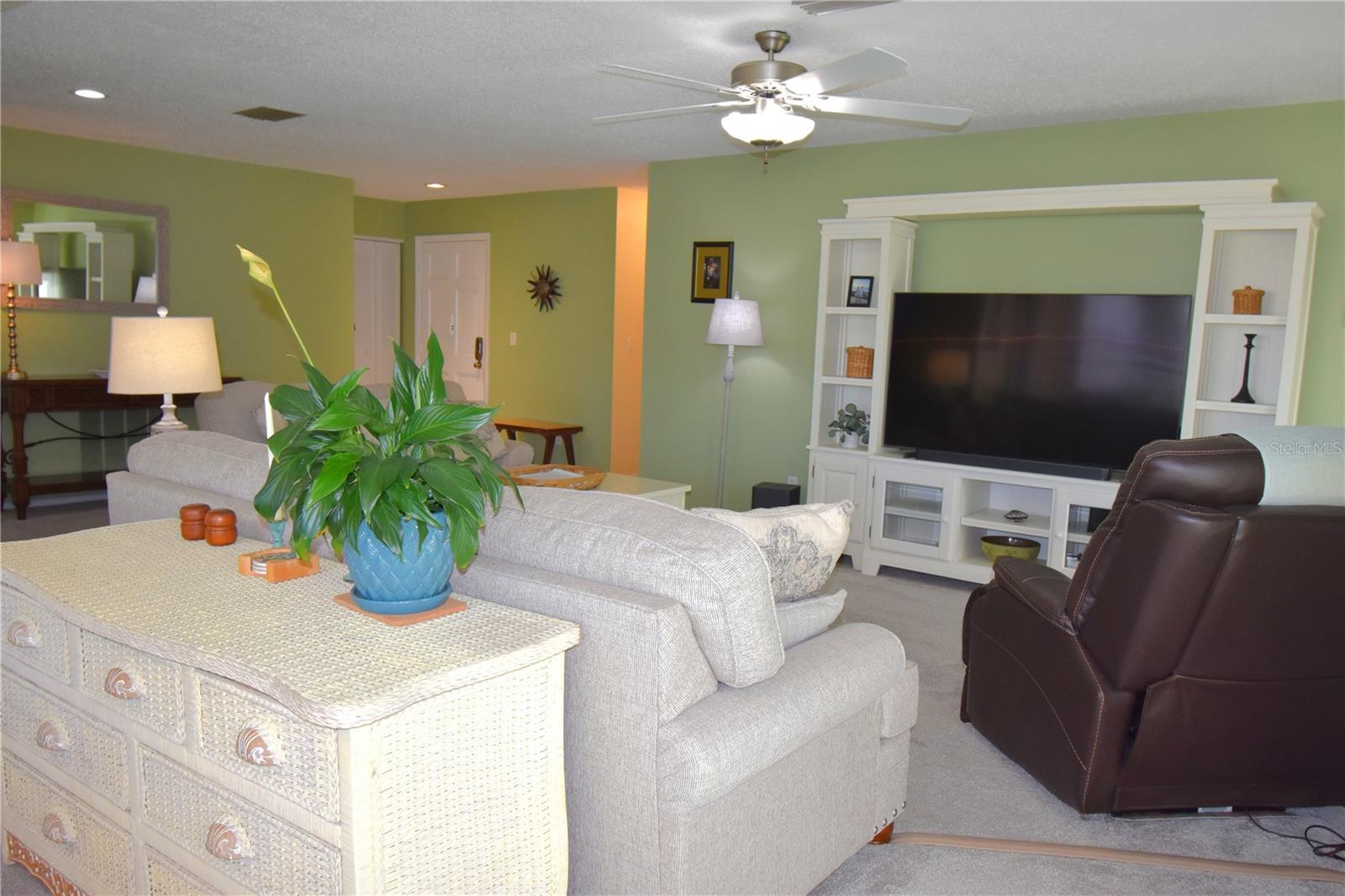 121 FERNWOOD CIR #121, SEMINOLE, FL, 33777