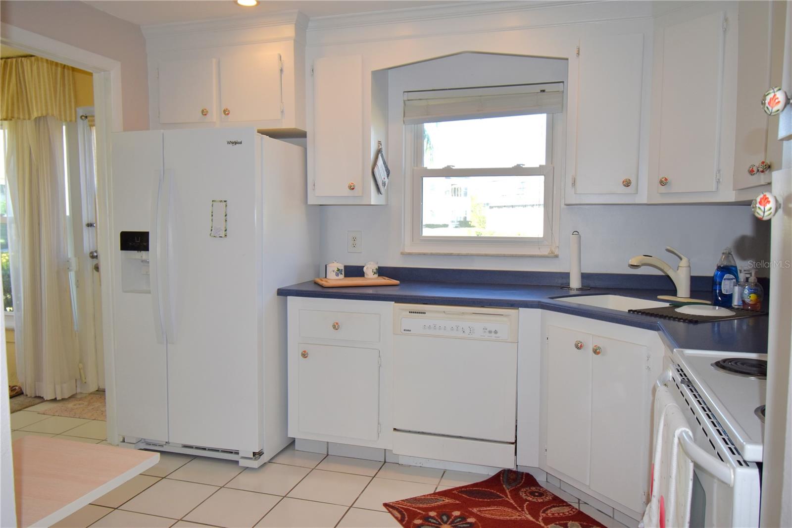 121 FERNWOOD CIR #121, SEMINOLE, FL, 33777