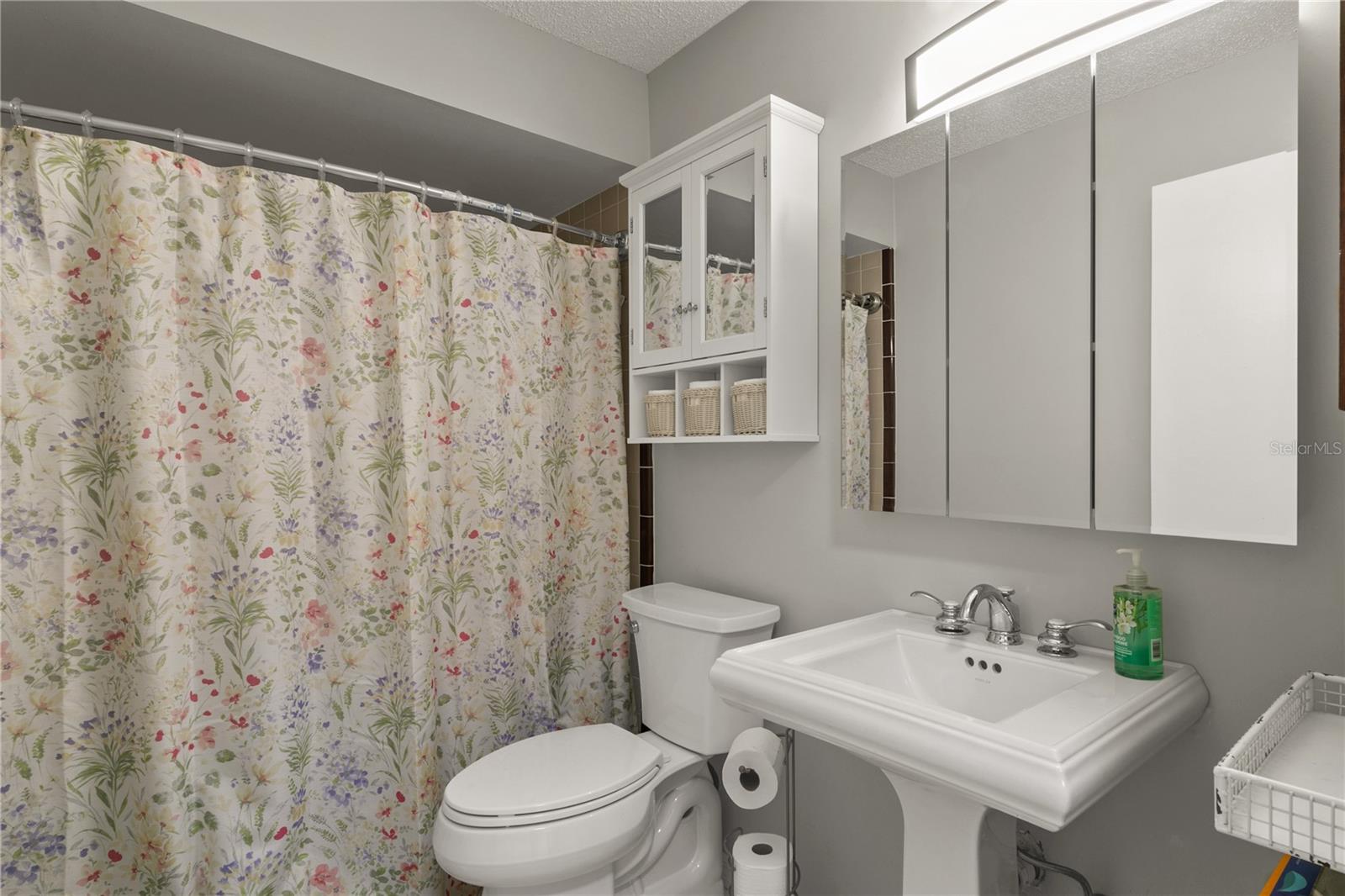 504 AMBASSADOR AVE, EUSTIS, FL, 32726