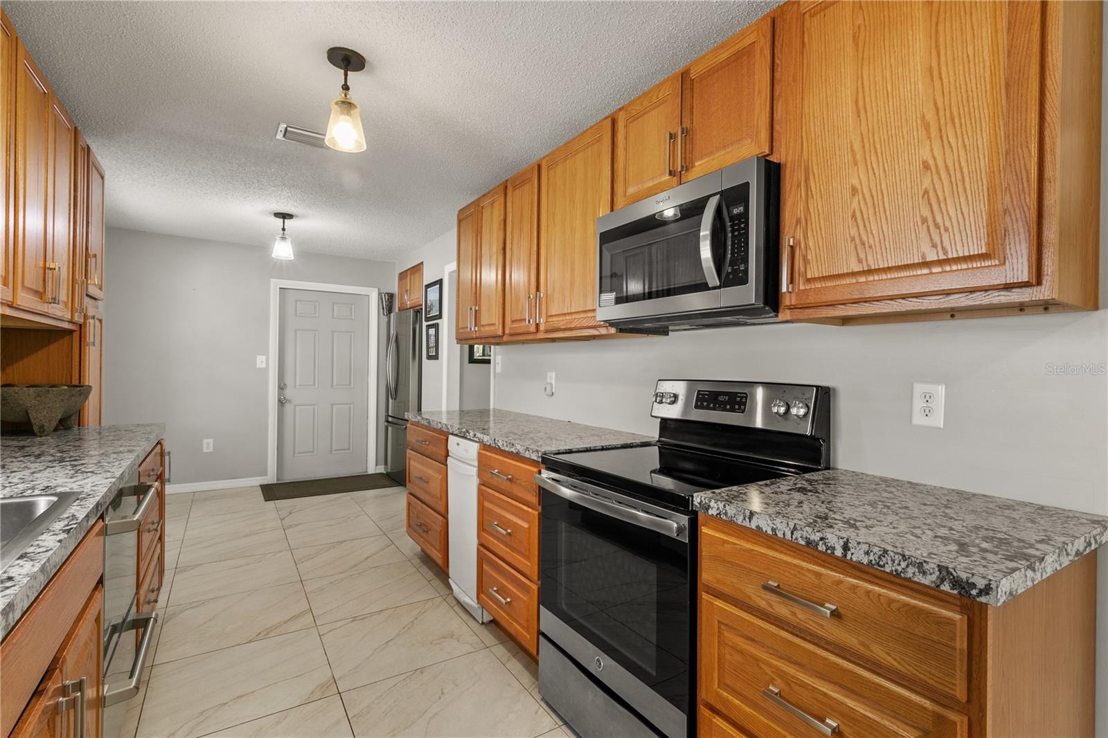 504 AMBASSADOR AVE, EUSTIS, FL, 32726