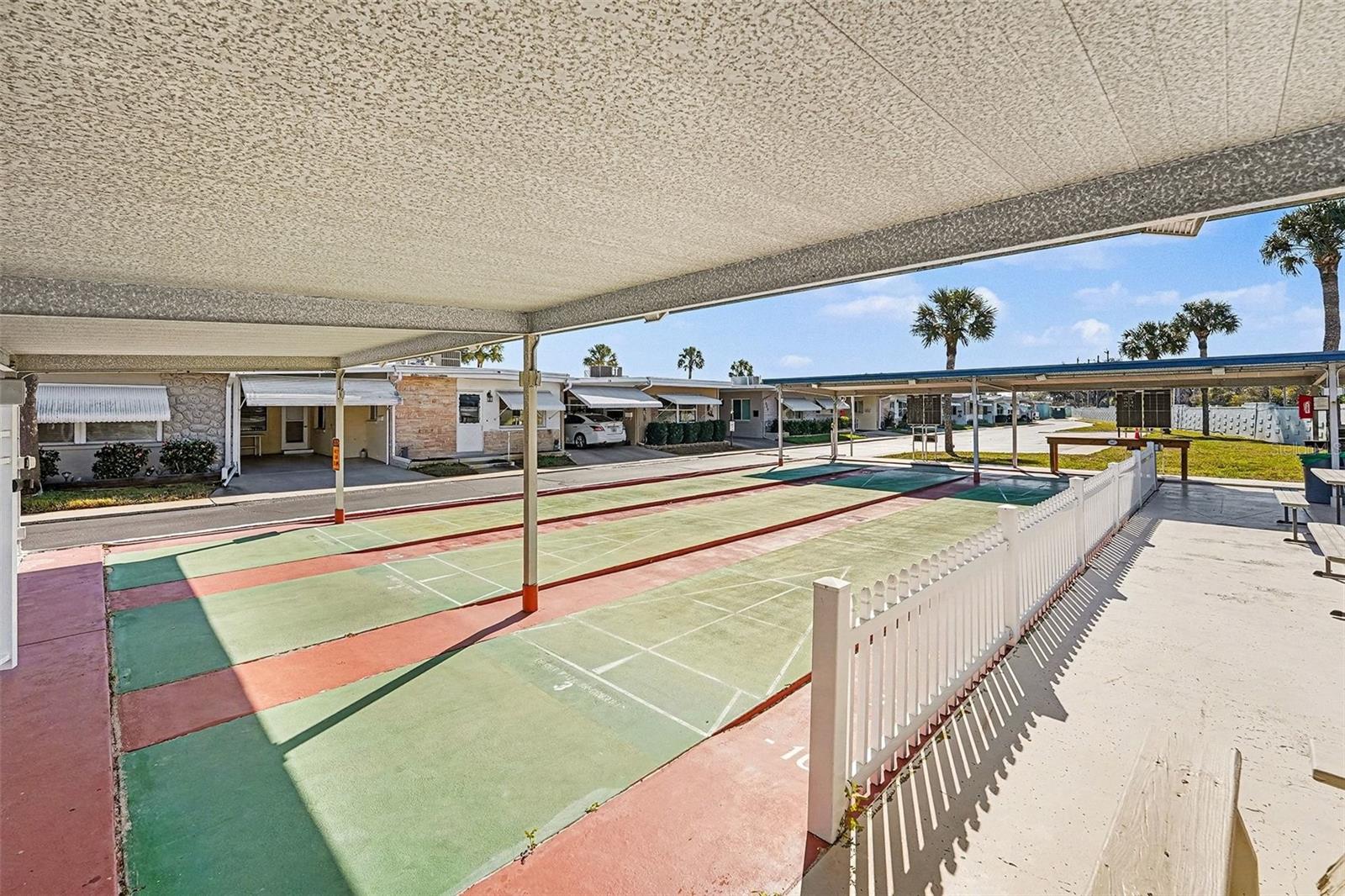 250 ROSERY RD NW #219, LARGO, FL, 33770