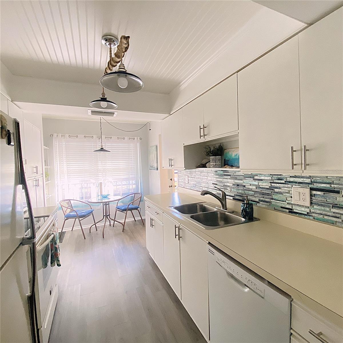 505 30TH AVE W #E204, BRADENTON, FL, 34205