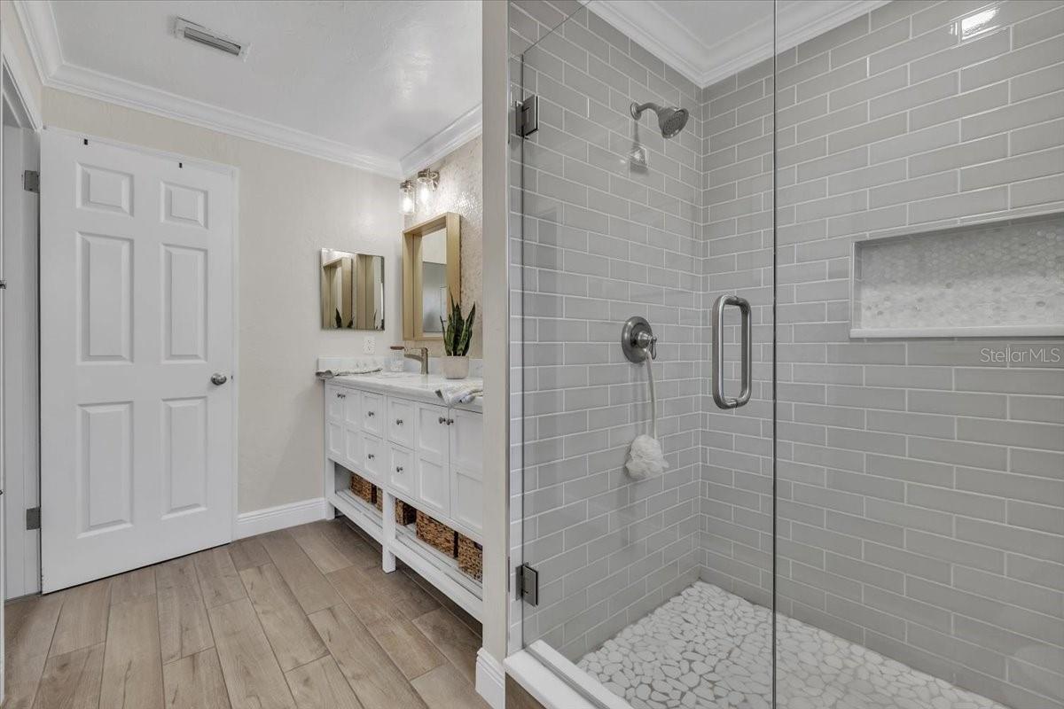 6723 AVENUE C, SARASOTA, FL, 34231