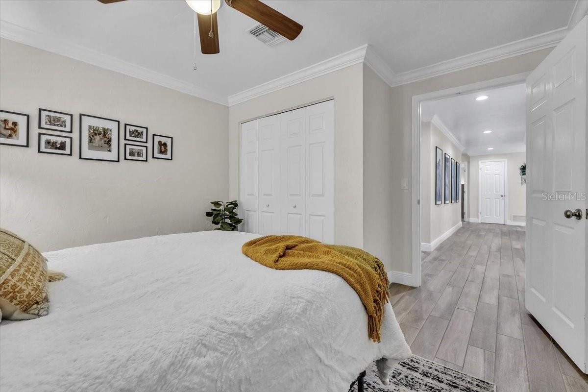 6723 AVENUE C, SARASOTA, FL, 34231