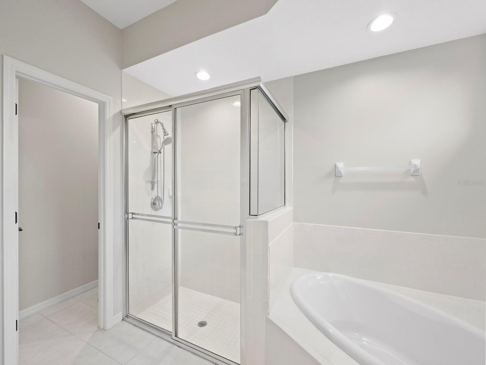 6127 AVIARY CT, BRADENTON, FL, 34203