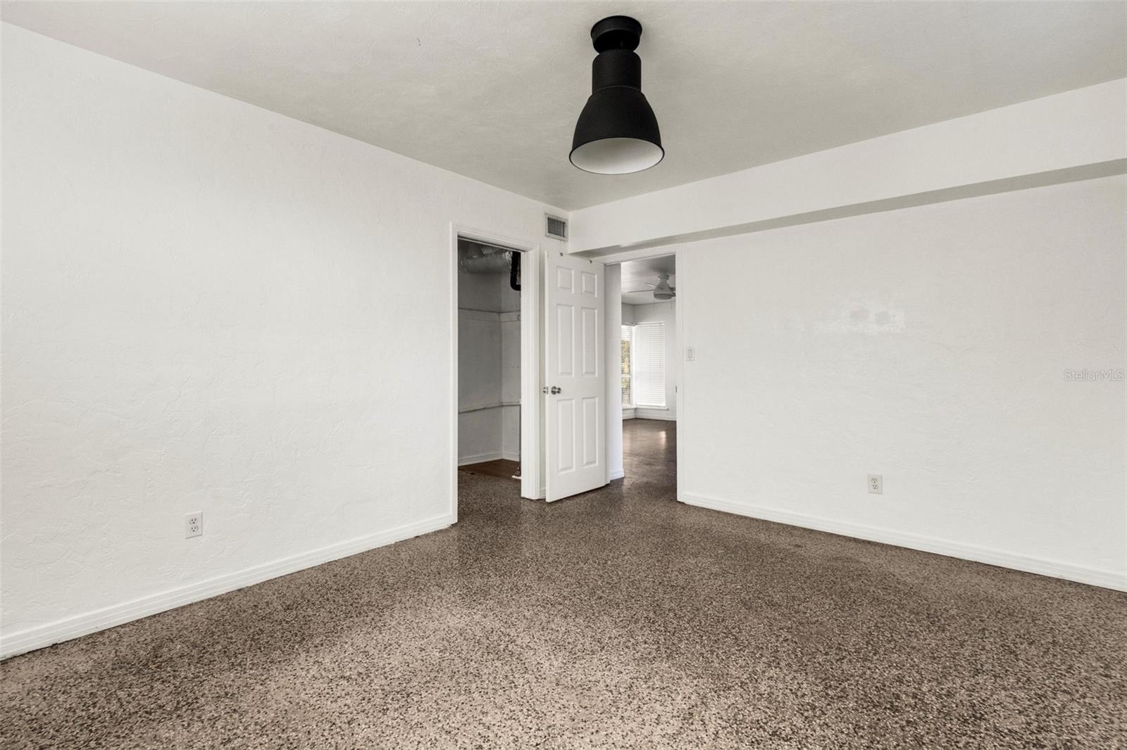 509 CAROLYNE ST, TEMPLE TERRACE, FL, 33617