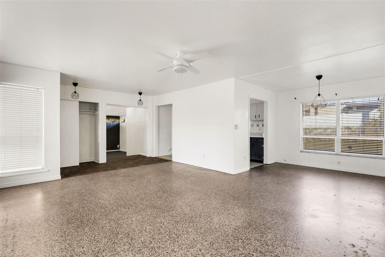 509 CAROLYNE ST, TEMPLE TERRACE, FL, 33617