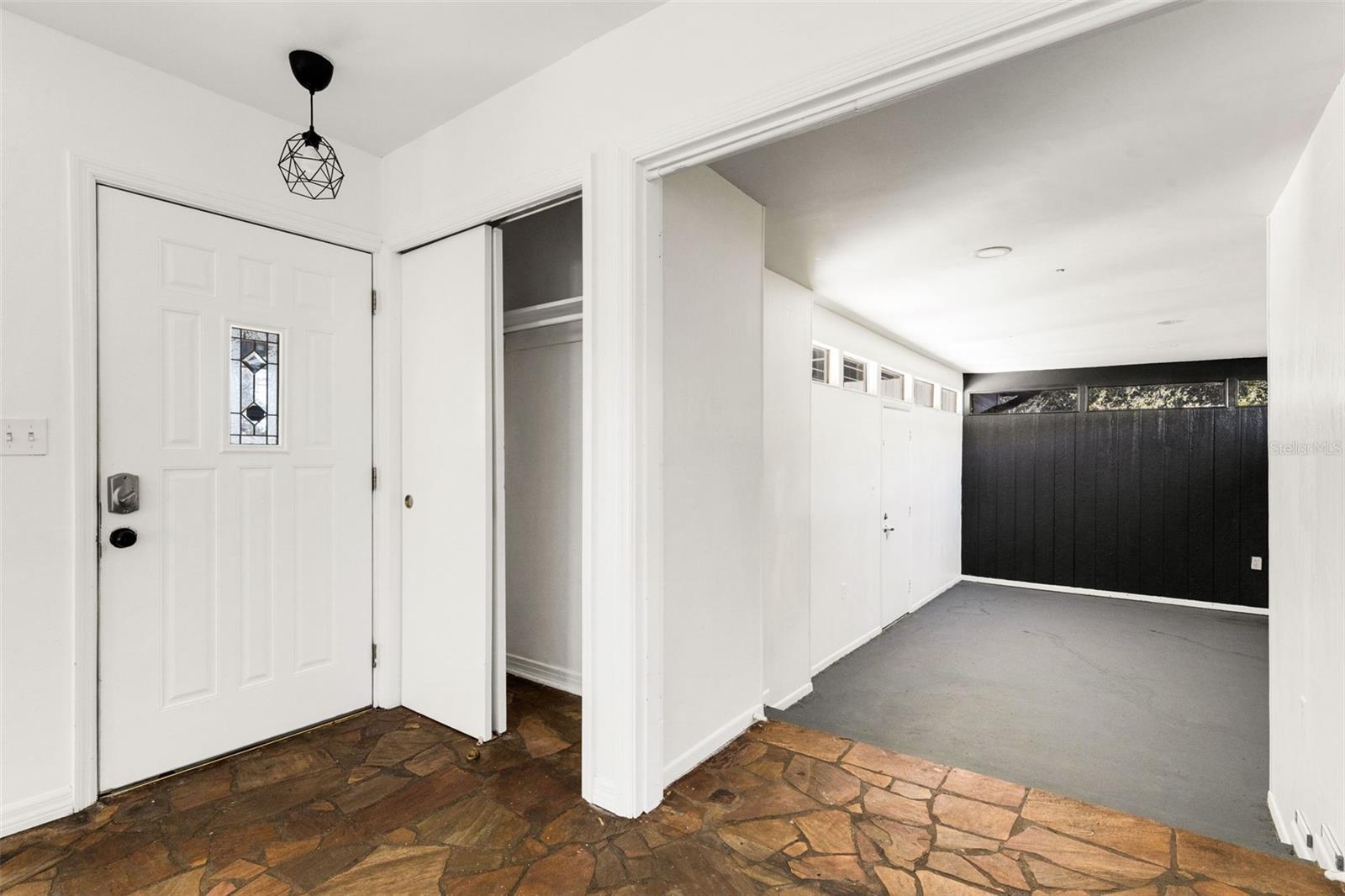 509 CAROLYNE ST, TEMPLE TERRACE, FL, 33617