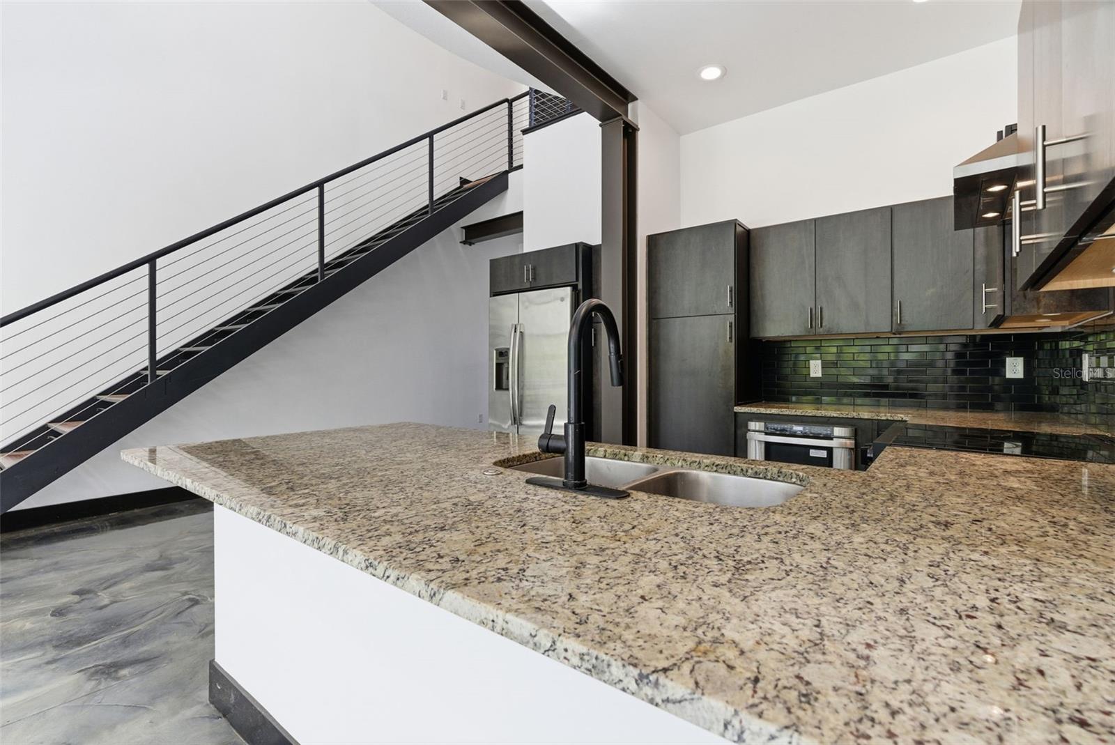 4132 GAUGE LINE LOOP, TAMPA, FL, 33624