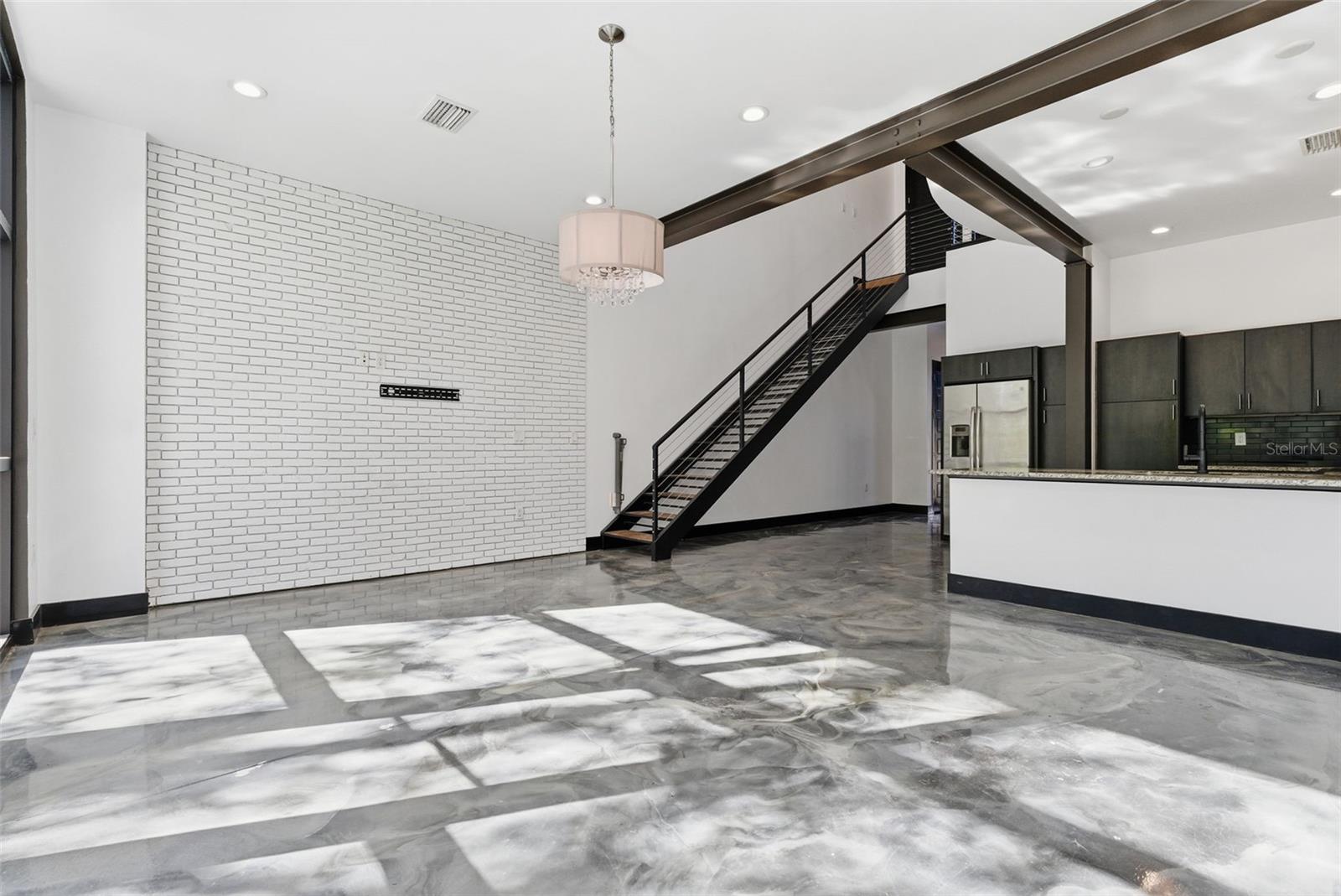 4132 GAUGE LINE LOOP, TAMPA, FL, 33624