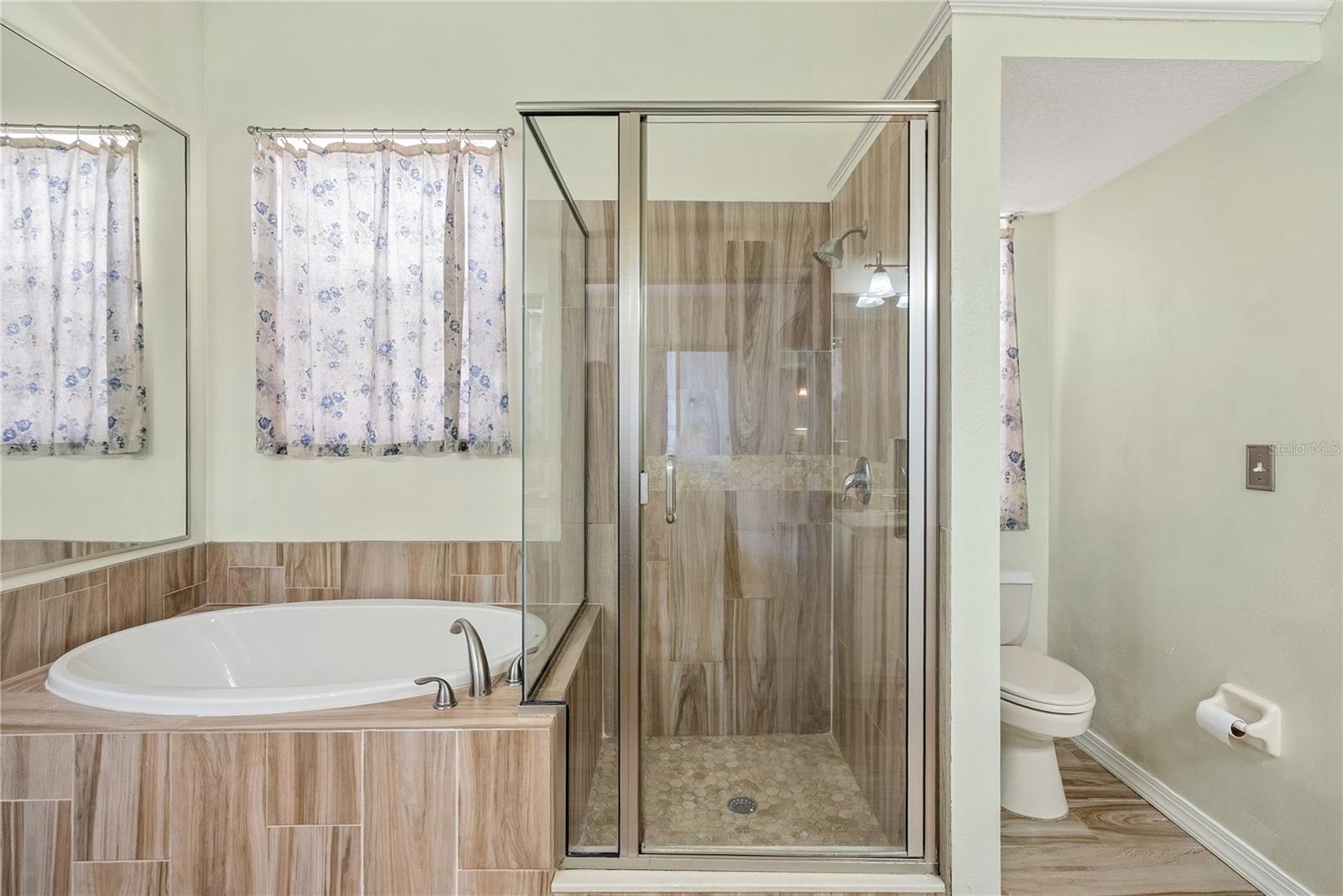 639 LAKEHAVEN CIR, ORLANDO, FL, 32828