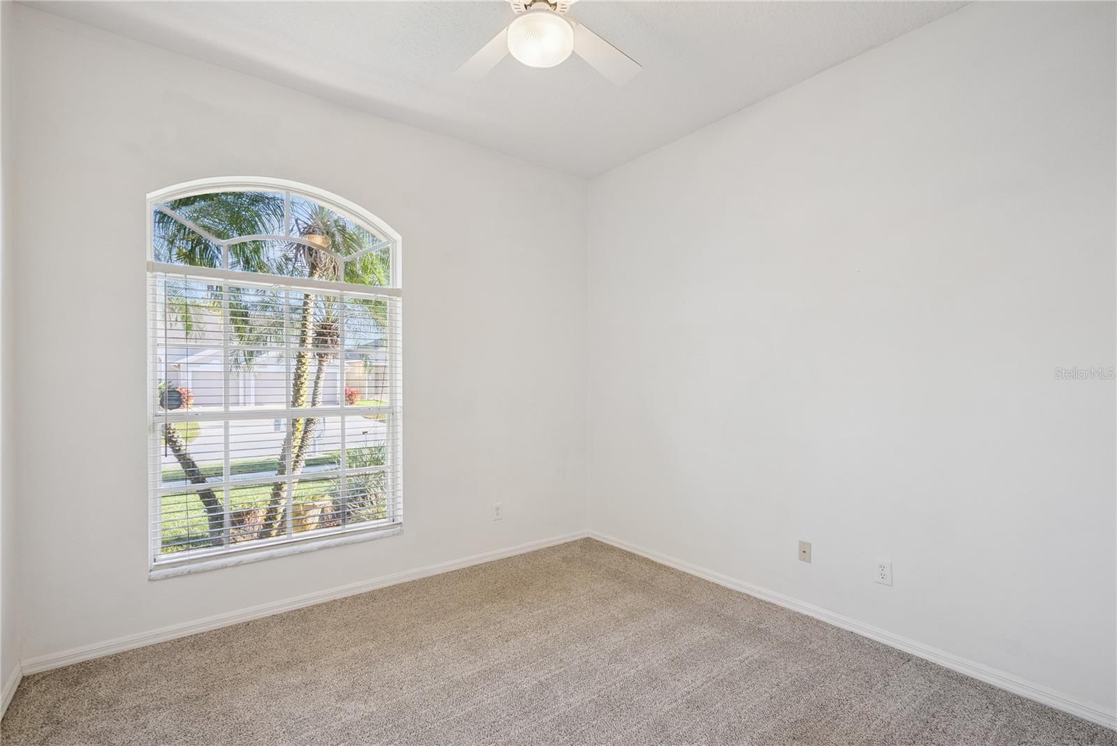 639 LAKEHAVEN CIR, ORLANDO, FL, 32828