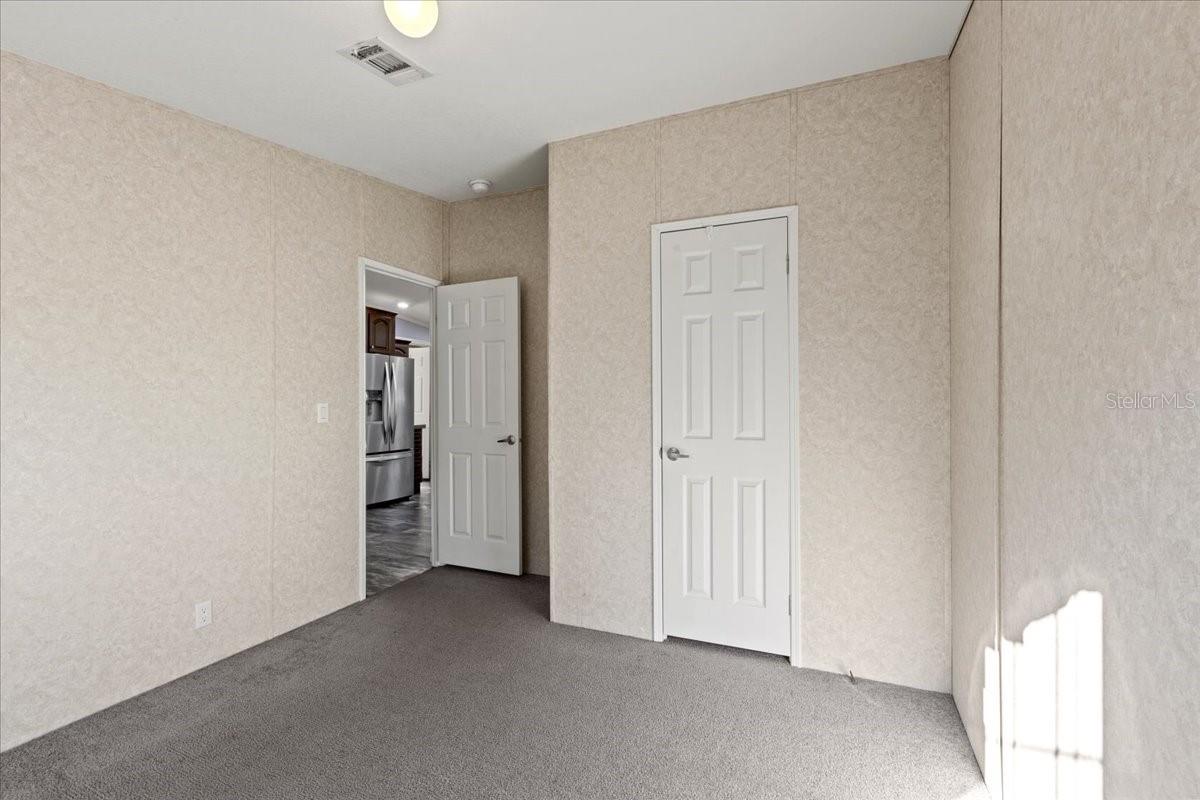 1910 NE 155TH CT, WILLISTON, FL, 32696