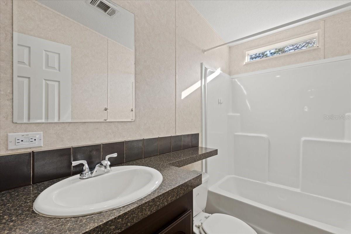 1910 NE 155TH CT, WILLISTON, FL, 32696