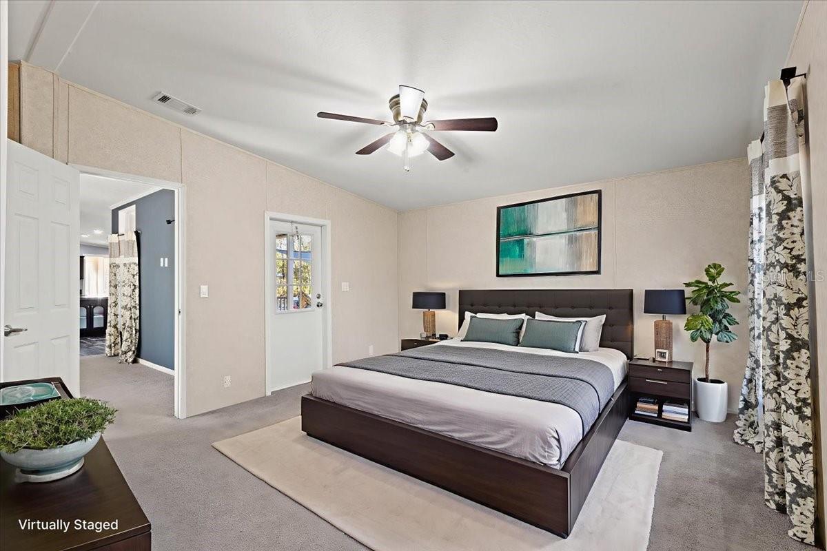 1910 NE 155TH CT, WILLISTON, FL, 32696